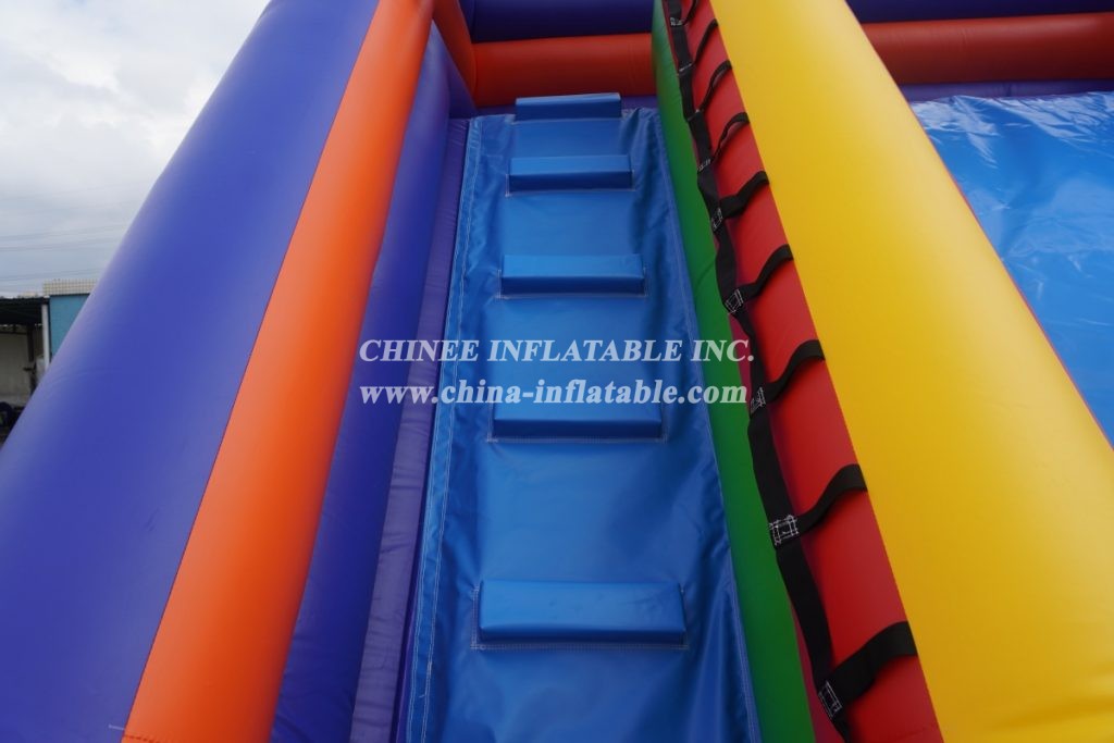 T8-732 Outdoor Inflatable Giant Dry Slide Animal Theme For Commercial Used