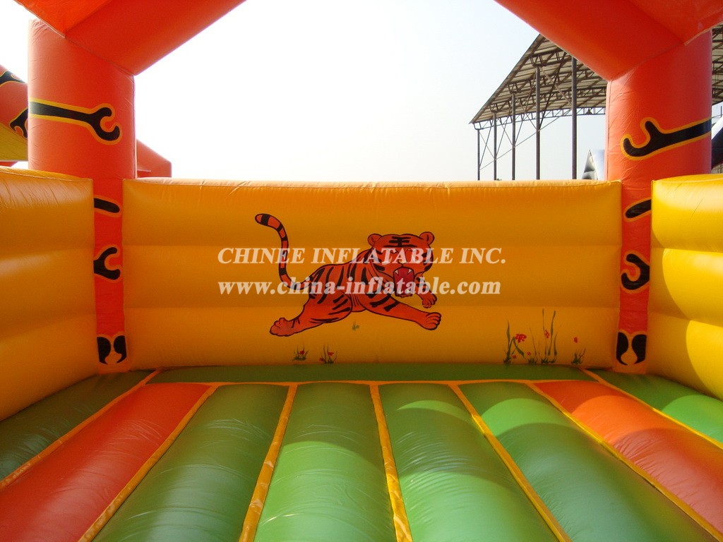 T2-2446 Tiger Inflatable Bouncers