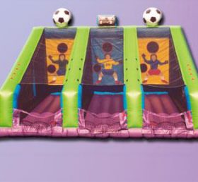 T11-399 Terrain de football gonflable