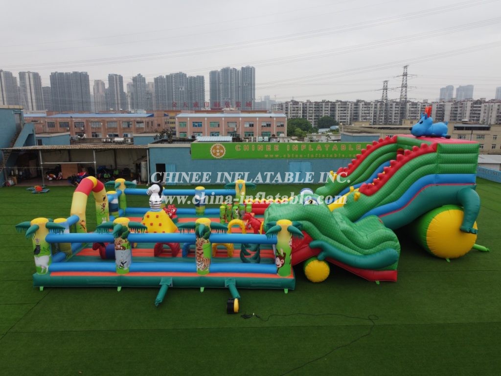 GF2-017 Jungle Theme Inflatable Funcity