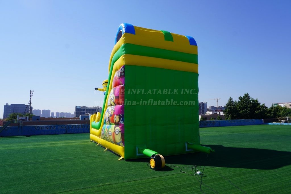 T8-4209 Minions Inflatable Slide