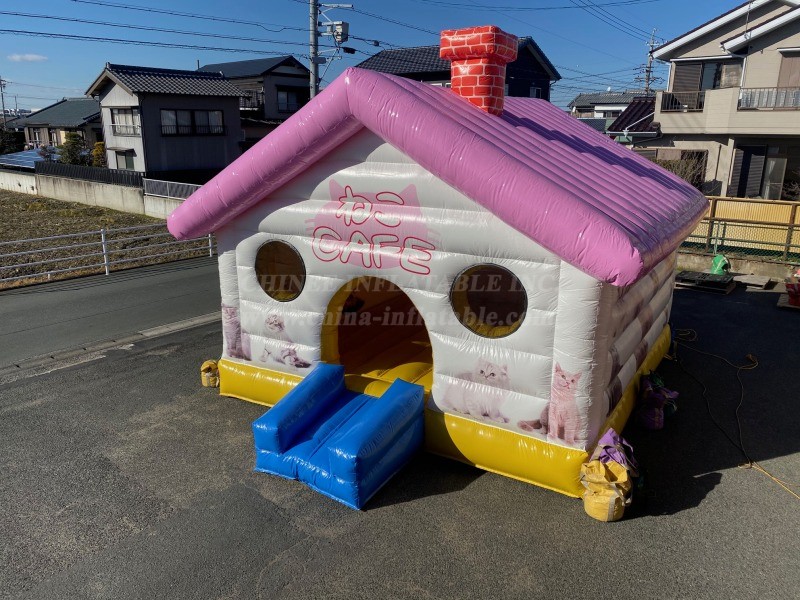 T2-4722 Cat Cafe Bounce House