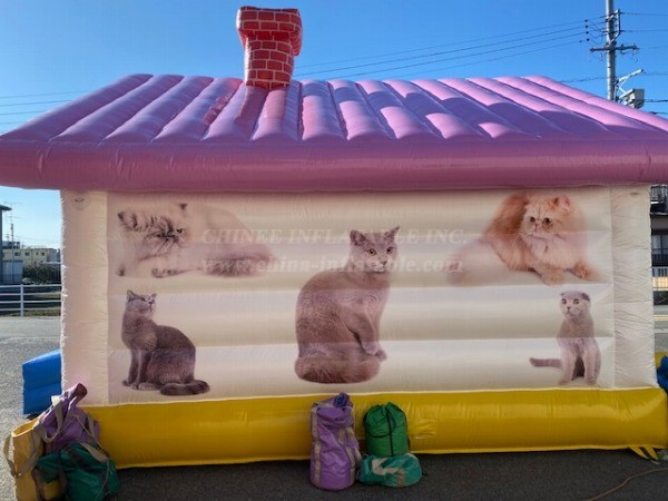 T2-4722 Cat Cafe Bounce House