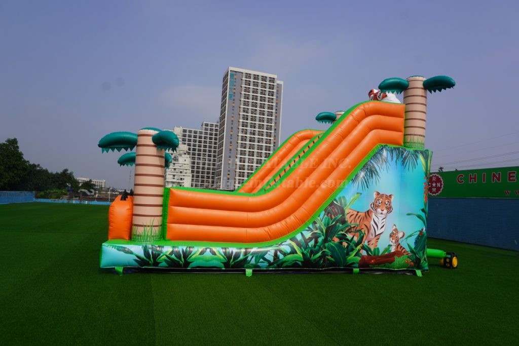 T8-4313 Tiger Inflatable Slide