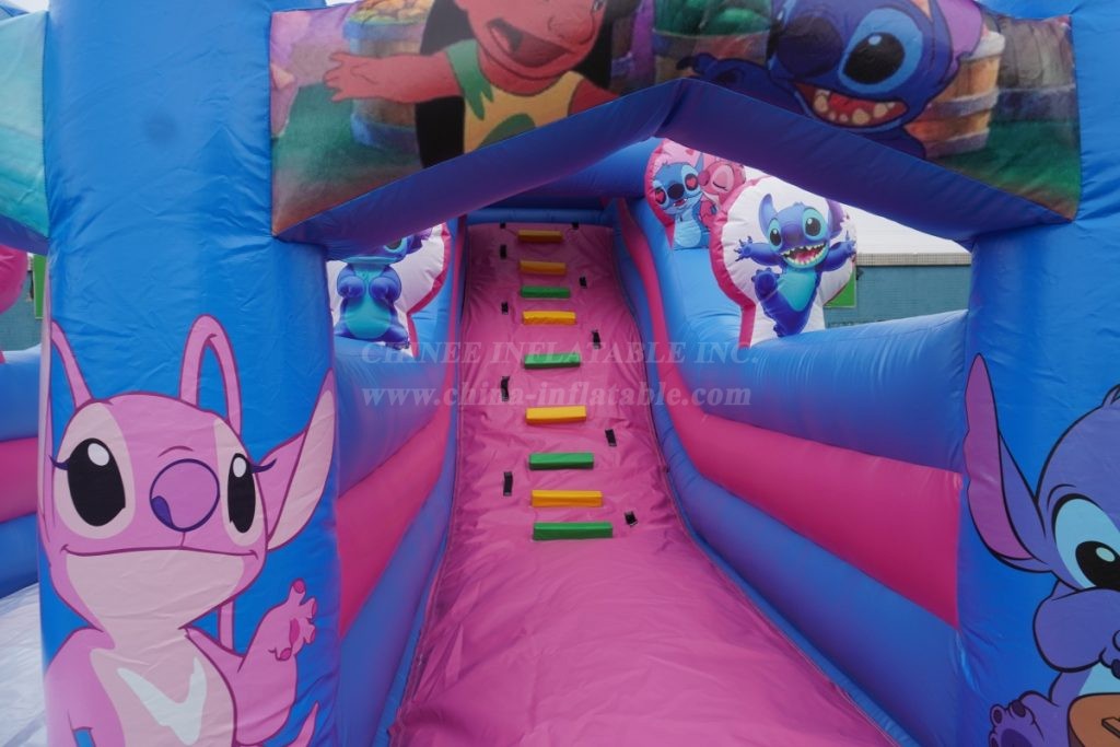 T8-7002 Lilo & Stitch’s Inflatable Slide