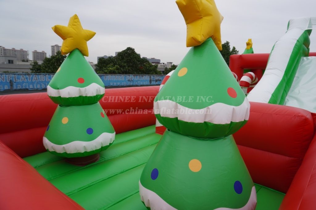 T7-3520B Christmas Themed Inflatable Obstacle Course