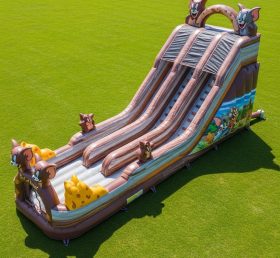 T8-9135 Tom and Jerry Inflatable Slide