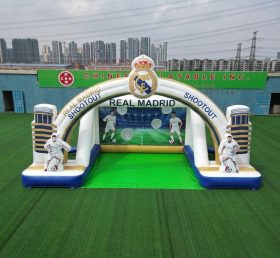 T11-7232 Jeu de tir au but gonflable sur le thème du Real Madrid