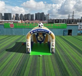 T11-7238 Jeu de tir au football gonflable à thème Real Madrid