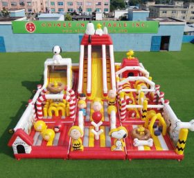 GF3-977 Aire de jeux gonflable à thème Snoopy