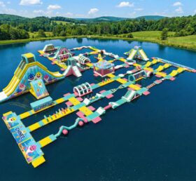 S623 Parc aquatique gonflable thème Baby Shark