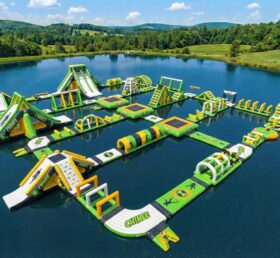 S666 Ben 10 Thème Parc Aquatique Gonflable