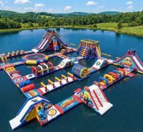 S934 Parc aquatique gonflable sur le thème des super-héros