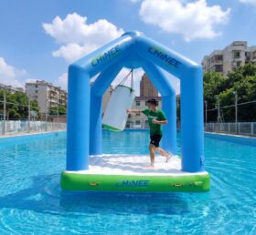 T10-633 Jeu d’eau gonflable de boxe