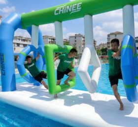 T10-639 Parcours Aquatique Gonflable Ultime - Obstacles Géo